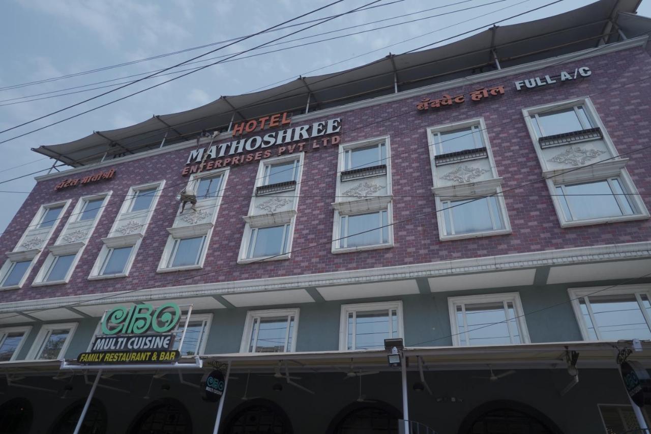 Hotel Mathoshree Thane Eksteriør bilde